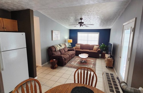 Ashley Oaks House | The Big Red Barn Unit #1-Direct trail access within 150 yards to G-23