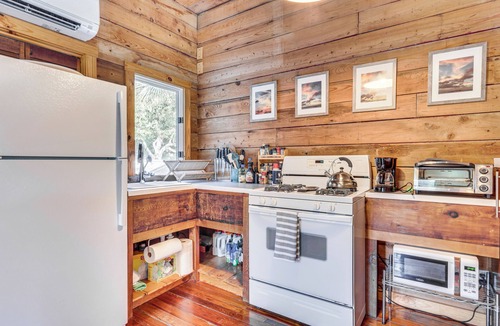 Folly Beach Cottage | The Bird House Lush Bungalow, Steps From Ocean!