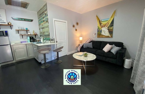 Sanford Apartment | The Blue Aztec