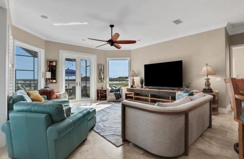 Waterway Park House | The Blue Horizon Estate