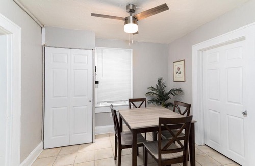 United Central Apartment | The Blue oasis - Near Downtown & Beaches