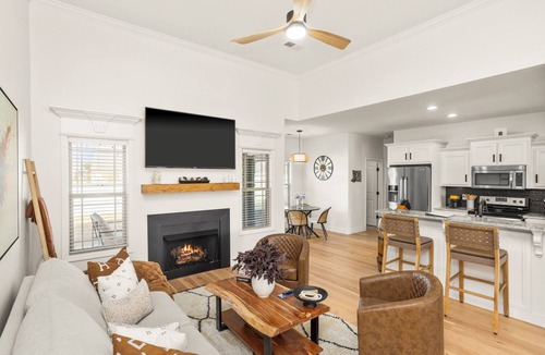 Walterhill House | The Bougie Boro 4BR 2BA