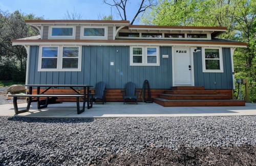 Newport Cabin | The Cataloochee Tiny Home on the Pigeon River