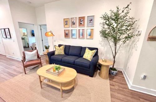 Pleasant Street House | The Citrus Suite Near UF Shands Downtown
