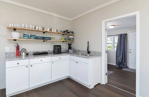West Columbia House | The City Cottage
