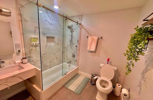 Paterson Apartment | The Classic Suite: 2BR close to NYC