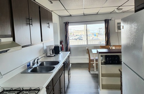 North End Hotel | The Coral Sands Motel