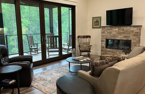Tellico Village Cottage | The Cottage at Casa del Arbol (Tellico Village)