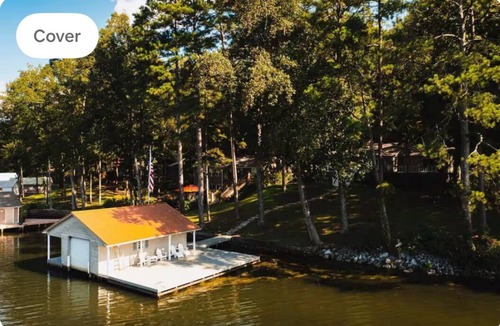 Guntersville House | The Cousins LakeHouse on Lake Guntersville