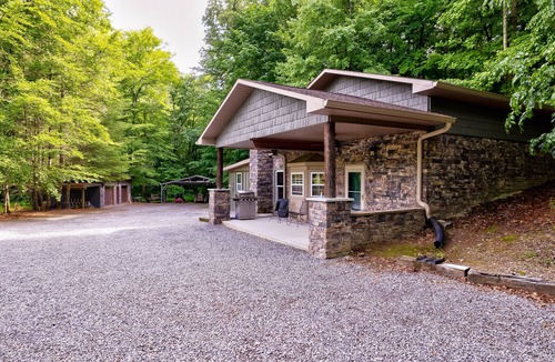 Ashley Oaks Cabin | The Cove at Windrock - Near Windrock Park Trail 23