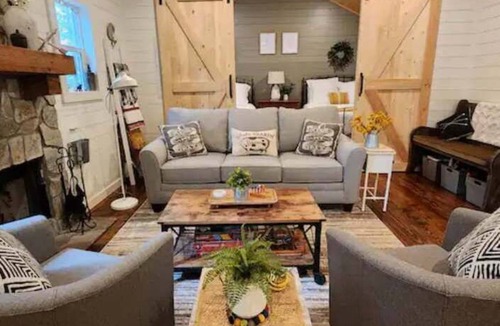Belton Cabin | The Cozy Cabin at Mill Creek