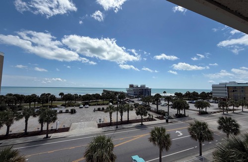 Downtown Myrtle Beach Cottage | The Darlington Cottages