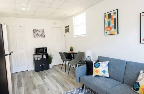 United Central Apartment | The Diplomat St Pete: Affordable Urban Studio #11