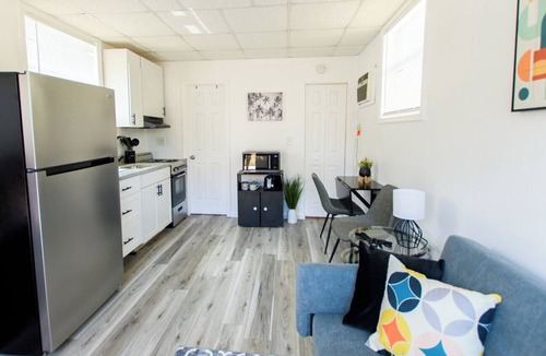 United Central Apartment | The Diplomat St Pete: Affordable Urban Studio #11