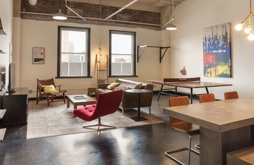 Downtown Chattanooga Apartment | The Double Premium - In the Heart of Downtown, Explore Chattanooga on Foot!