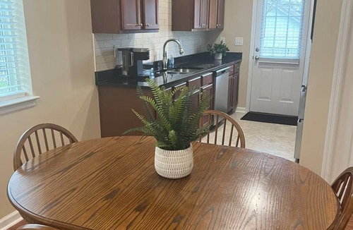 Cleveland House | The Downtown Historic Cleveland Cottage