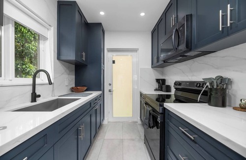 Croissant Park Apartment | The Downtown Retreat #1