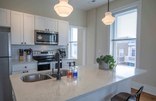 Floyd Apartment | The Farmer's Supply-Unit 202 in Historic Downtown Floyd