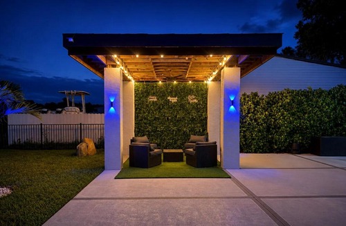 Lehigh Acres House | The Florida Oasis-A Cozy Modern Retreat