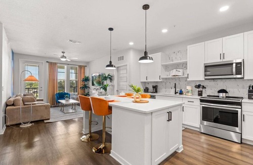 Winter Garden Apartment | The Garden Luxe Retreat