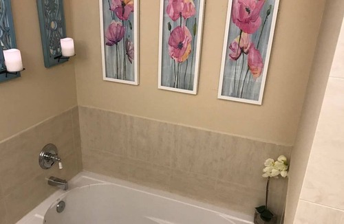 East Atlanta House | The Garden Suite - A Private Entrance Guest Retreat