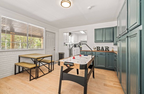 East Pensacola Heights House | The Gatsby. An Art Deco Retreat