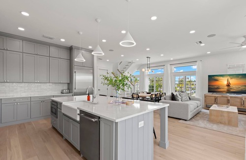 Clearwater Beach House | The Gemma Collection - 4 Stunning CWB Pool Homes