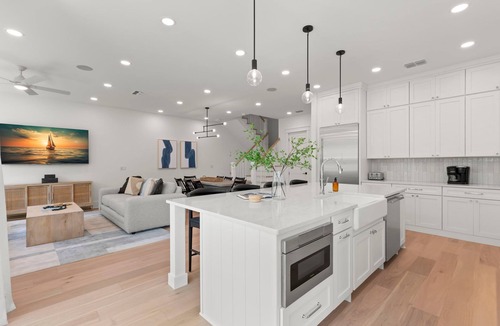 Clearwater Beach House | The Gemma Collection - 4 Stunning CWB Pool Homes