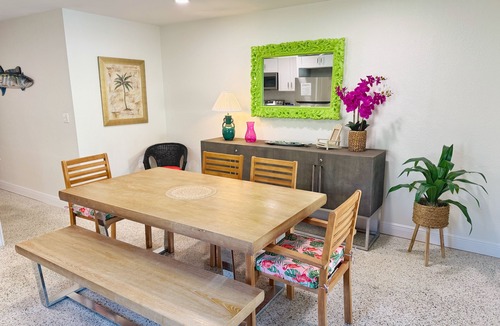 Flor-a-mar House | The Golden Pelican – Your Waterfront Escape in Gulf Harbors