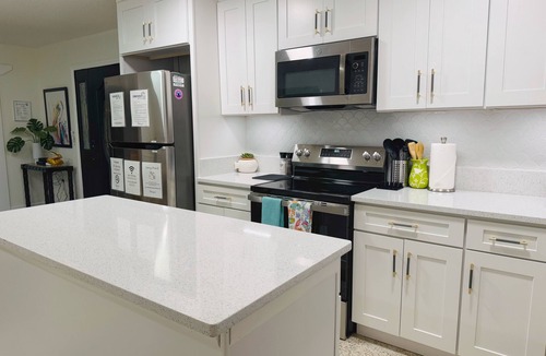 Flor-a-mar House | The Golden Pelican – Your Waterfront Escape in Gulf Harbors