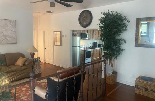Newnan House | The Green house