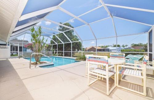 Fairway Oaks House | The Gulf Getaway