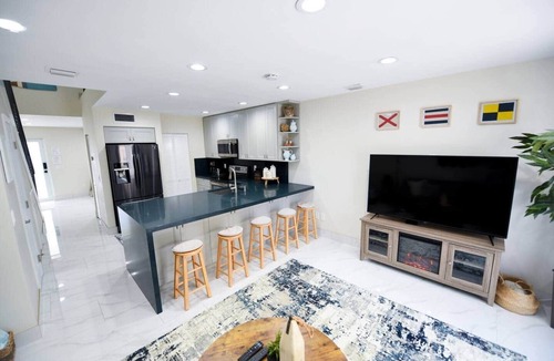 South Lake House | The Hamptons Hideaway