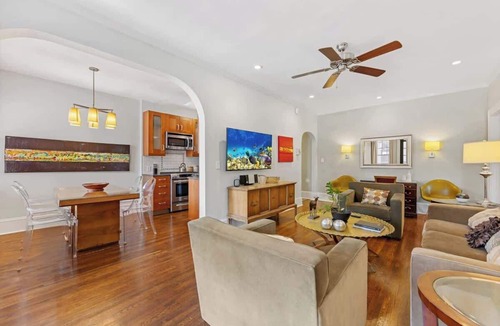 Cherry Condo | The Home Collection: Historic Myers Park 2BR w/Screened Porch & Patio