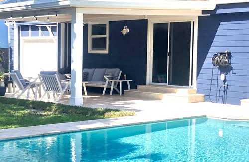 Southside House | The House with the Yellow Door