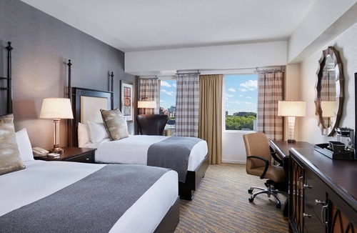 University City Hotel | The Inn at Penn, A Hilton Hotel