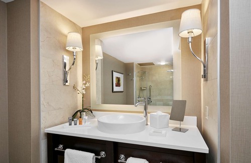 University City Hotel | The Inn at Penn, A Hilton Hotel