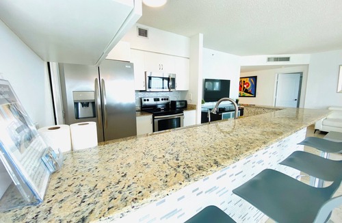 Sunny Isles Beach Condo | The Irina at King David! 3BR/2BA in Sunny Isles Beach!