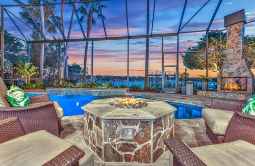 Northside House | The Island Estate! Heated Salt Pool/Spa On The St John’s River! 9 Min To Beach!