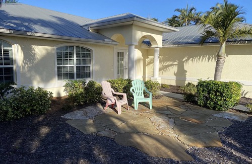 Pine Island Center House | The Island House on Pine Islandnwith heat-pump heated most privacy pool