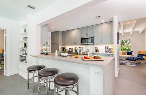 Southside House | The Jade - Pool+Game Room+ Luxury