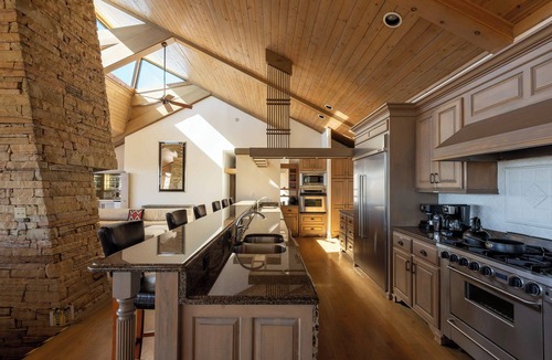Highlands House | The Kite House Highlands, The Kite House Highlands, an exquisite designer house with spectacular vi.