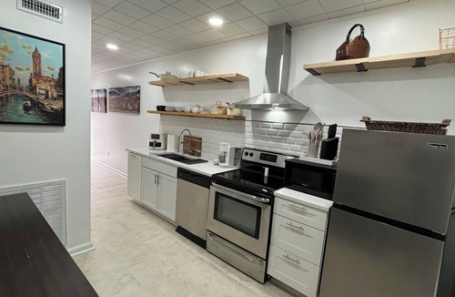 Kedron House | The Lair @ Greens Mill -20% discount for 28+ days