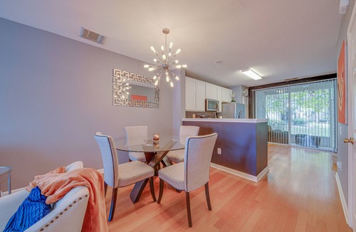 Lake Mary House | The Lux At Lake Mary in Quiet Gated Community.