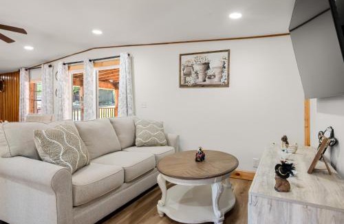 Mount Mourne House | The Magnolia House
