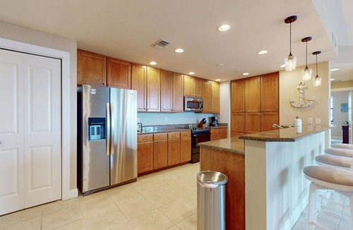 Cape Harbour Condo | The Marina at Cape Harbour, Screened Patio, Two Pools, Gym & Tennis