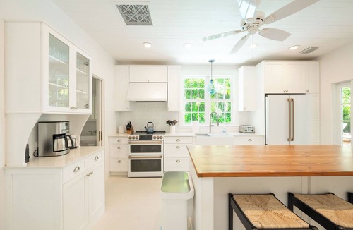 Meadows House | The Meadows Retreat