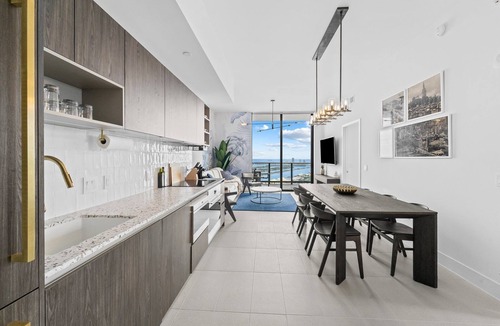 Overtown Condo | The Miami Penthouse - 51st Floor Luxury 3 Bedroom Condo with Breathtaking Views