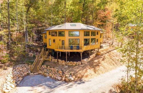 Wildwood House | The Mighty Sycamore Treehouse at Treetop Escapes