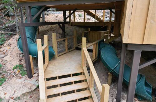 Wildwood House | The Mighty Sycamore Treehouse at Treetop Escapes